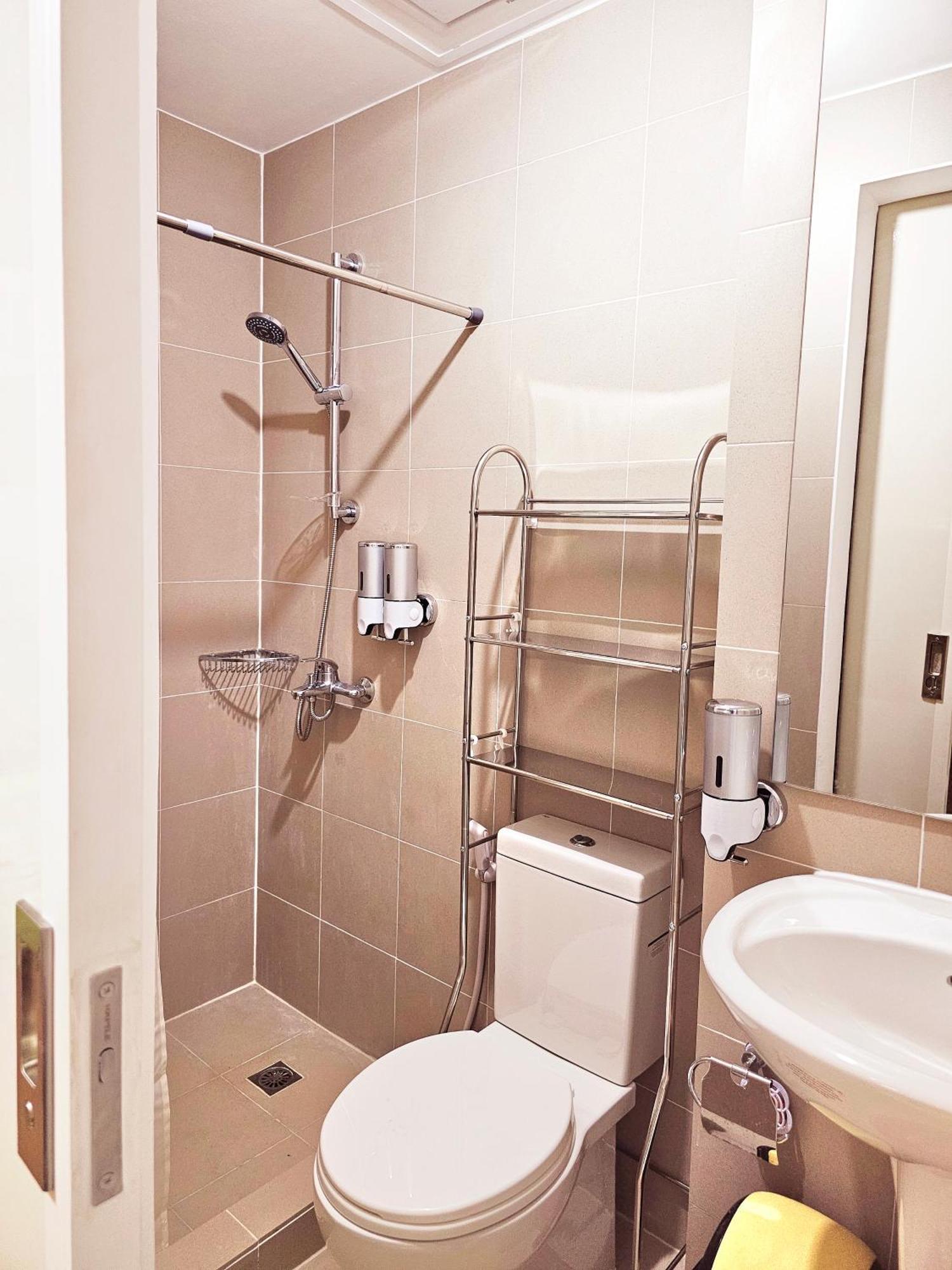 Acellyne'S Suites At The Residences At Commonwealth By Century Quezon City Cameră foto